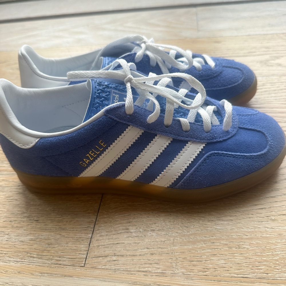 Adidas Gazelle Indoor in Blue Fusion Gum
